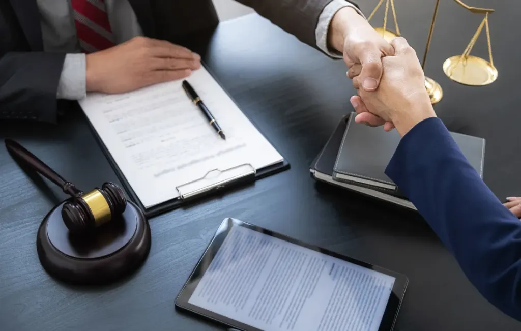 Derecho Comercial y Financiero para Empresas